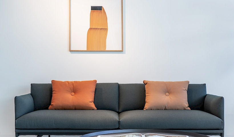 Sofa Outline, Beistelltisch Around Coffee Table von MUUTO